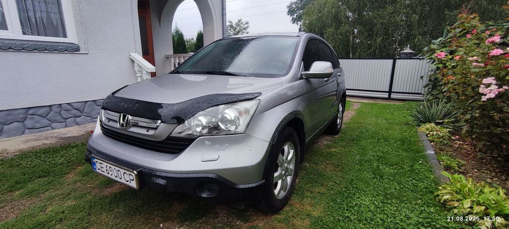 Продам Honda CR-V