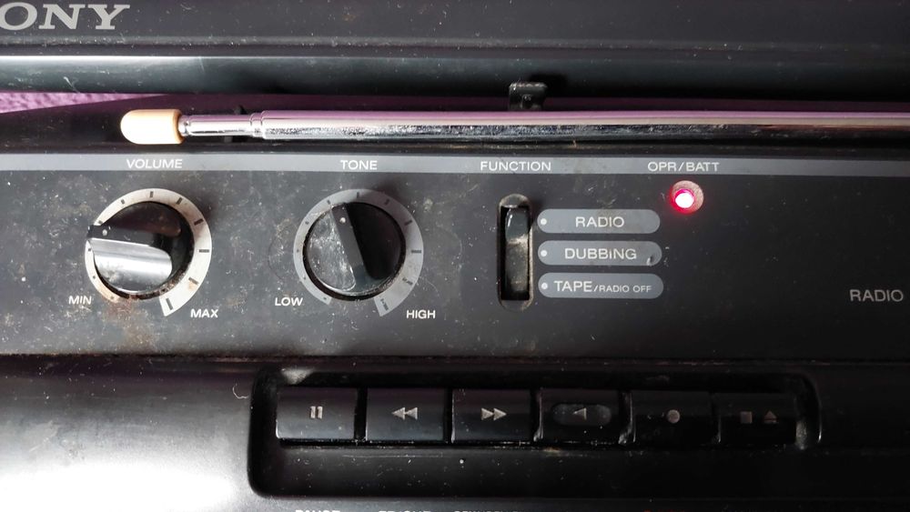 Radiomagnetofon Sony CFS-W3035 .