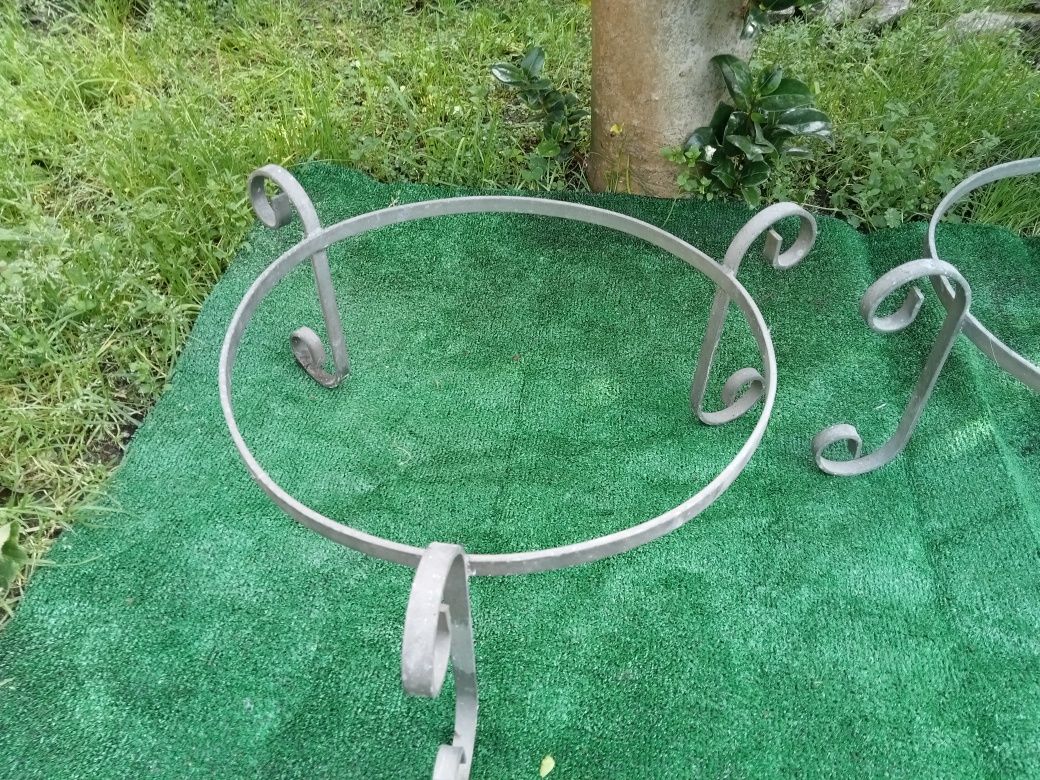 Suporte de vaso em ferro