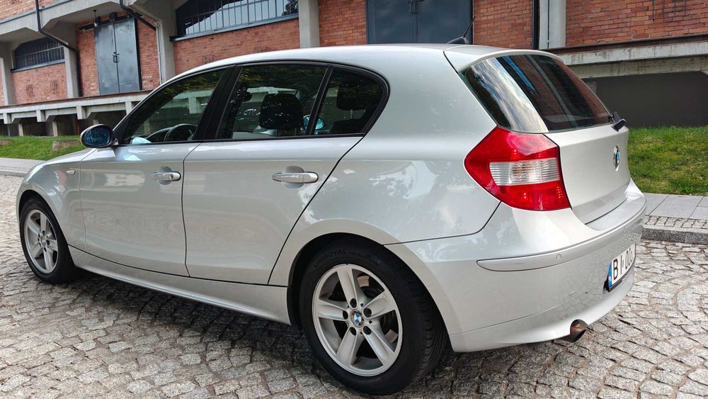 BMW 1 E87 2.0i benzyna 150km przebieg 170tyś oryginalny