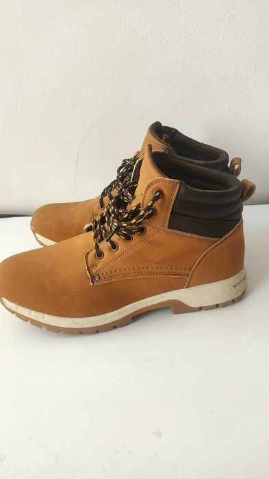 Vendo Botas da Seven for 7