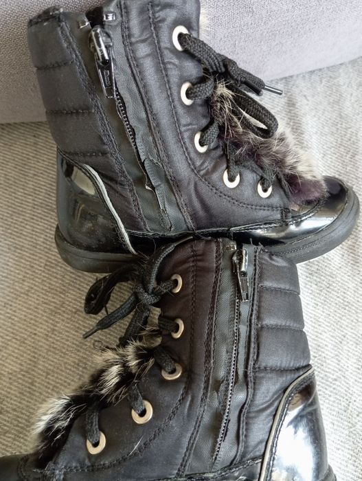 Wodoodporne buciki z futerkiem r. 26