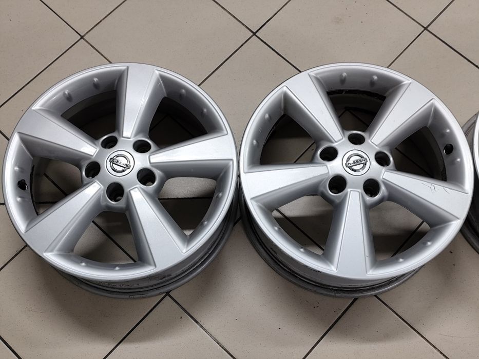 Диски R-17 5*114,3, 6,5j, et40, цо67,1 "Nissan"