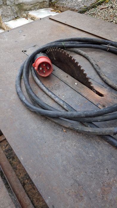 krajzega piła  solidna konstrukcja