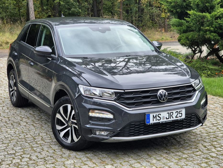 Volkswagen T-Roc Active Automat 2xPDC Podgrzewane fotele Nawigacja Czytanie znaków