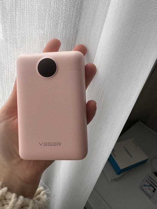 павербанк VEGER V2053 на 20000 мА