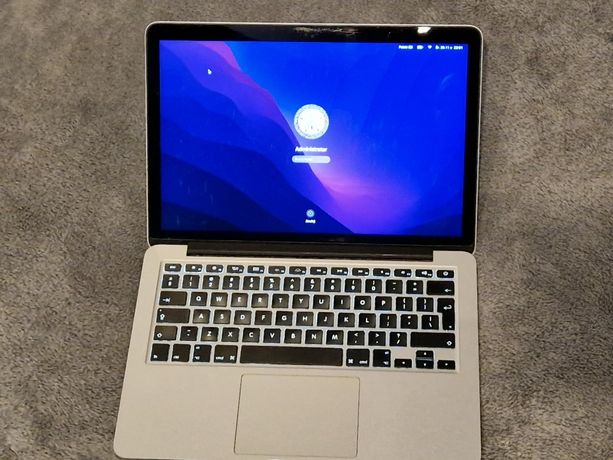 Macbook Pro A1502 13" i5 2.7GHz 8/128