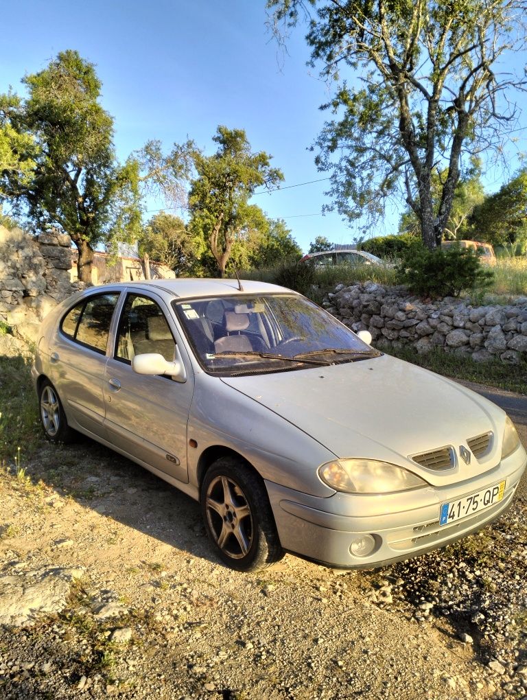 Renault Mégane Hatchback 1.9 DCI