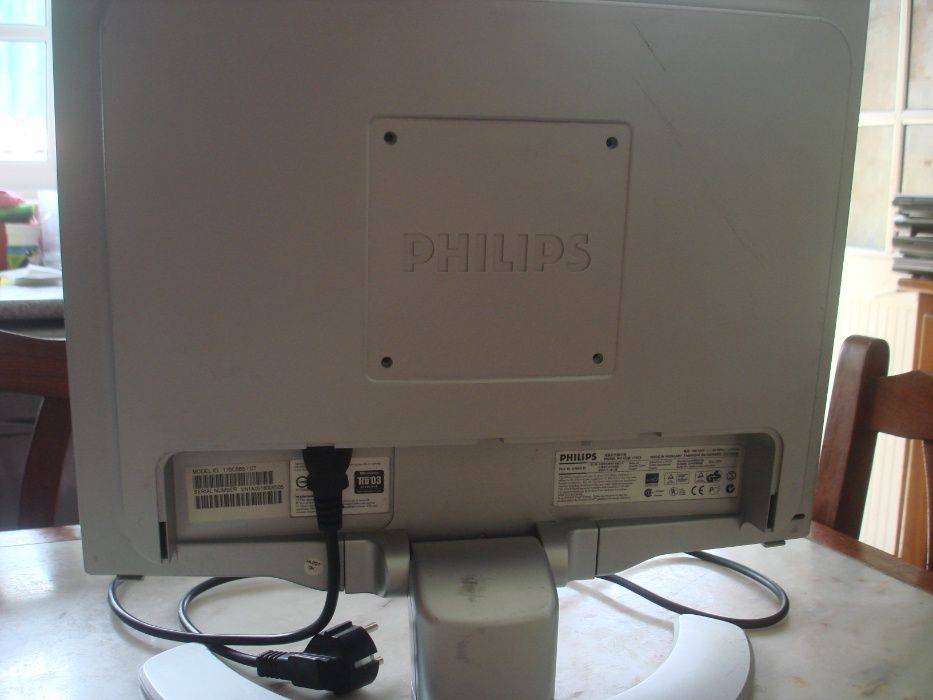 Vendo Monitores de Computador em perfeito estado.