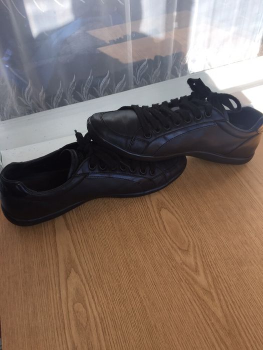 Спортивные туфли Прада 42размер(9) оригинал !