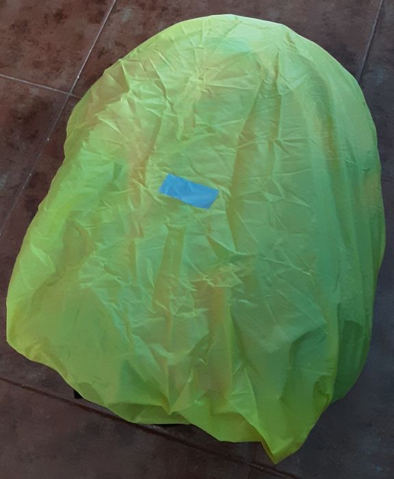 Mochila desportiva com reflector
