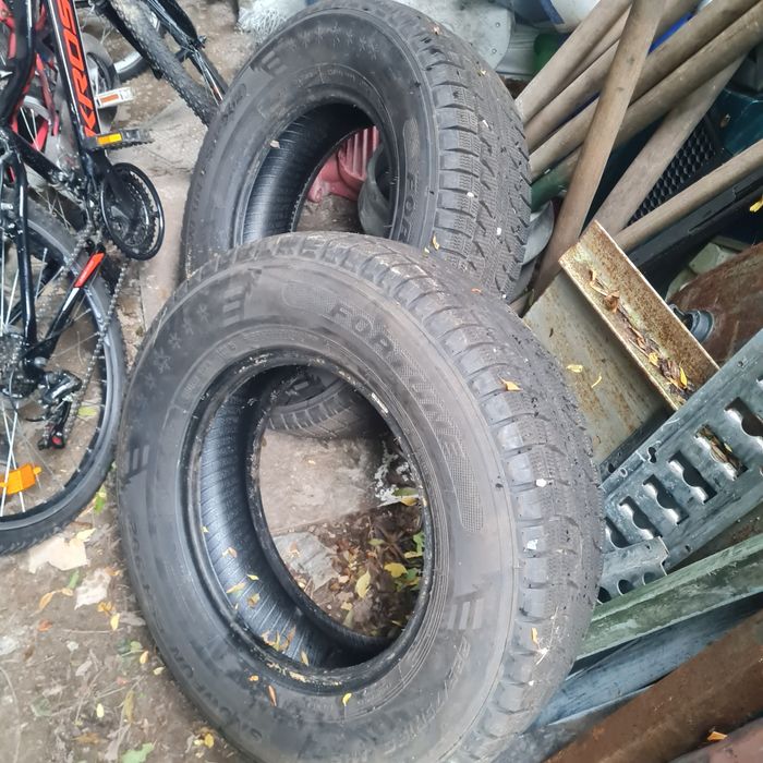 Opony zimowe nowe 225/75/16c