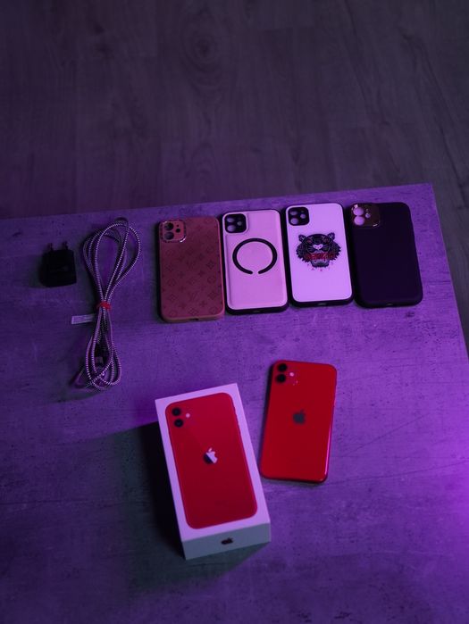 Iphone 11 64gb Ładowarka 4 etui