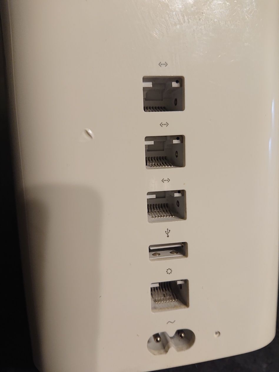 Б/у Роутер Apple Time Capsule A-1470 3 терабайта