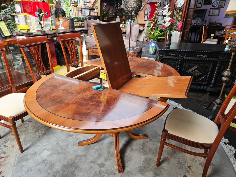 Mesa de sala - extensível - Bom estado Geral