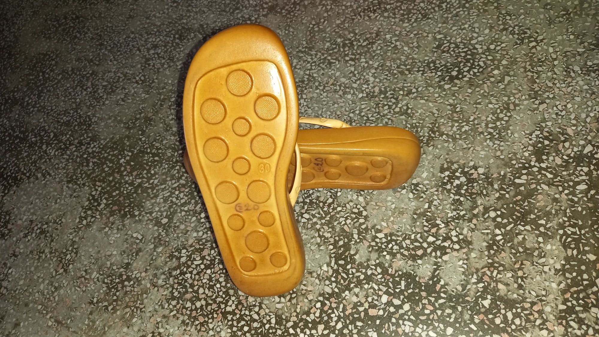 Chinelo para criança docil