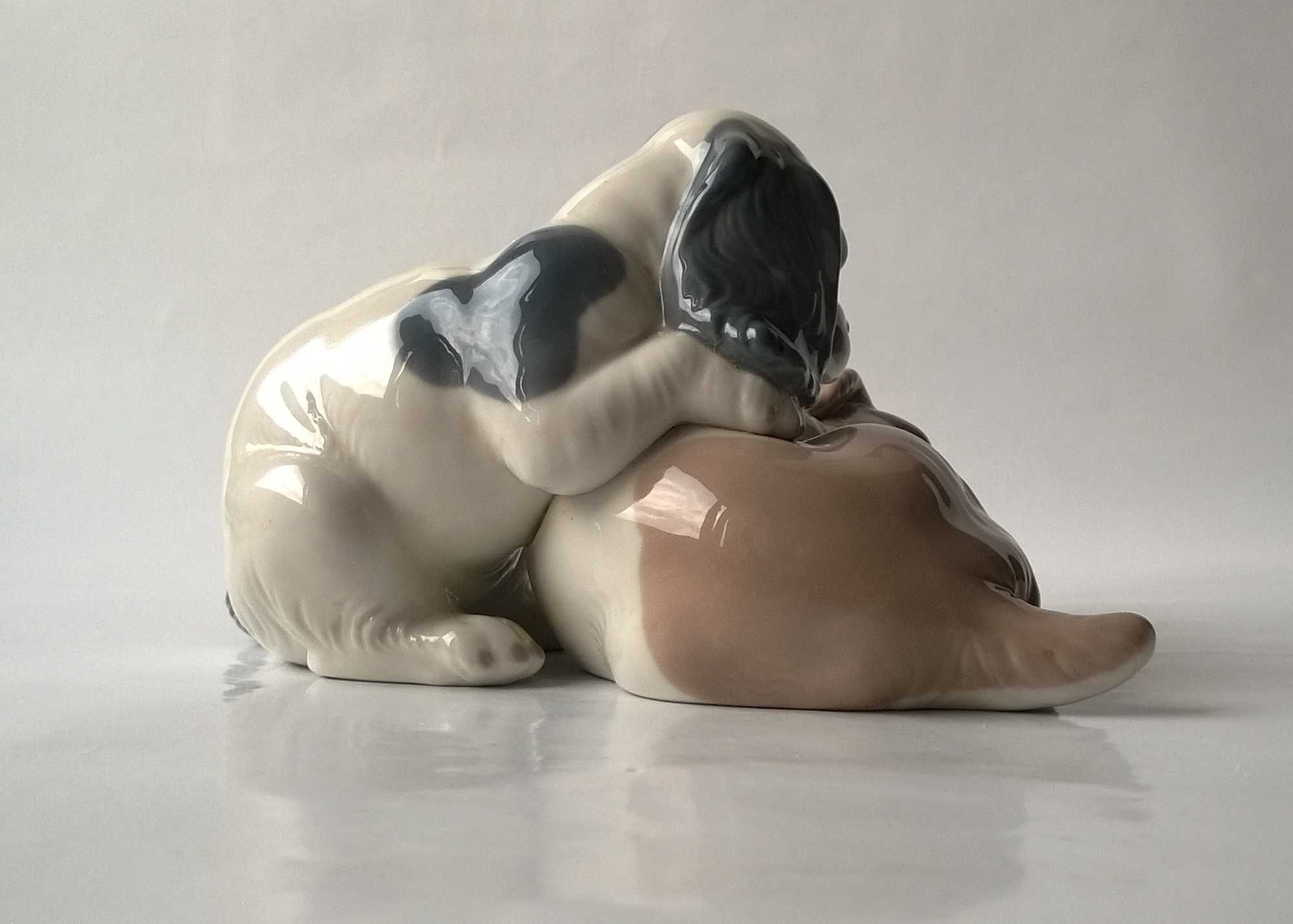 Nao by Lladro Figurka Porcelanowa Pies Psy Porcelana