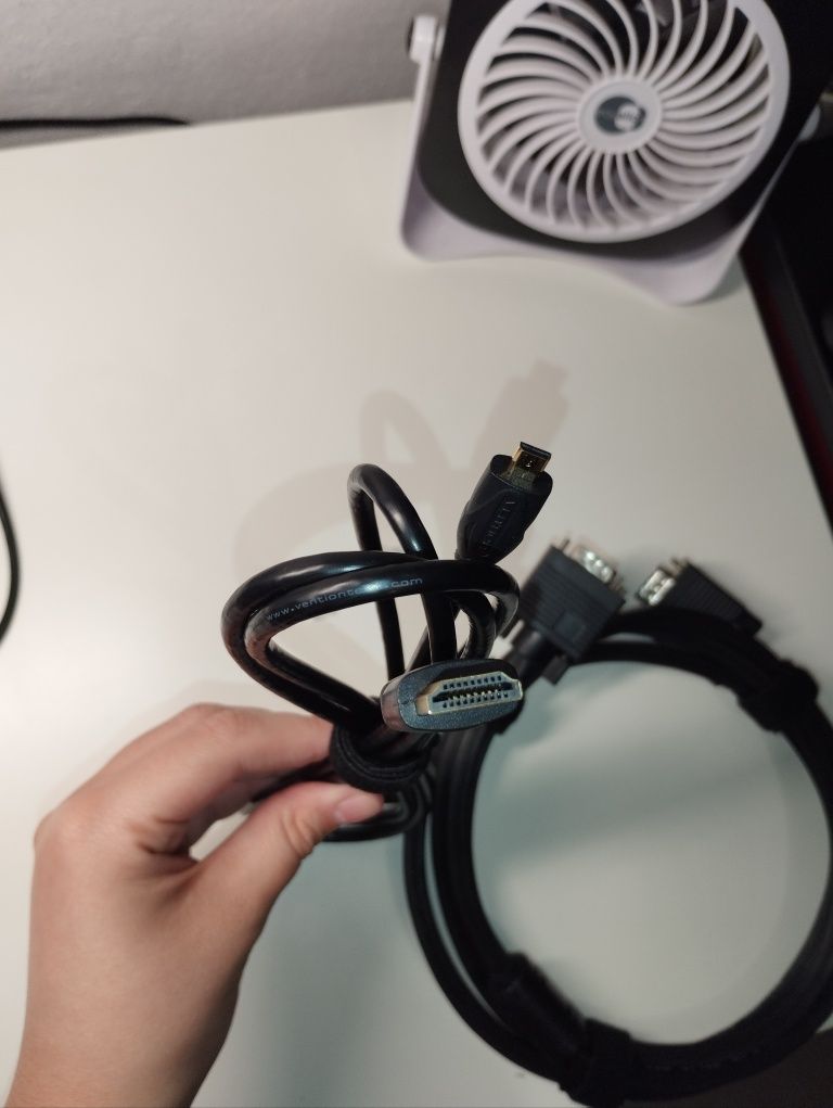 Cabo HDMI / Cabo VGA
