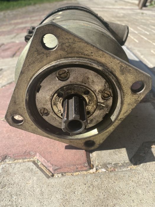 Prądnica prądu stałego śmigłowca czołgu pzl-1 T-34 sokół