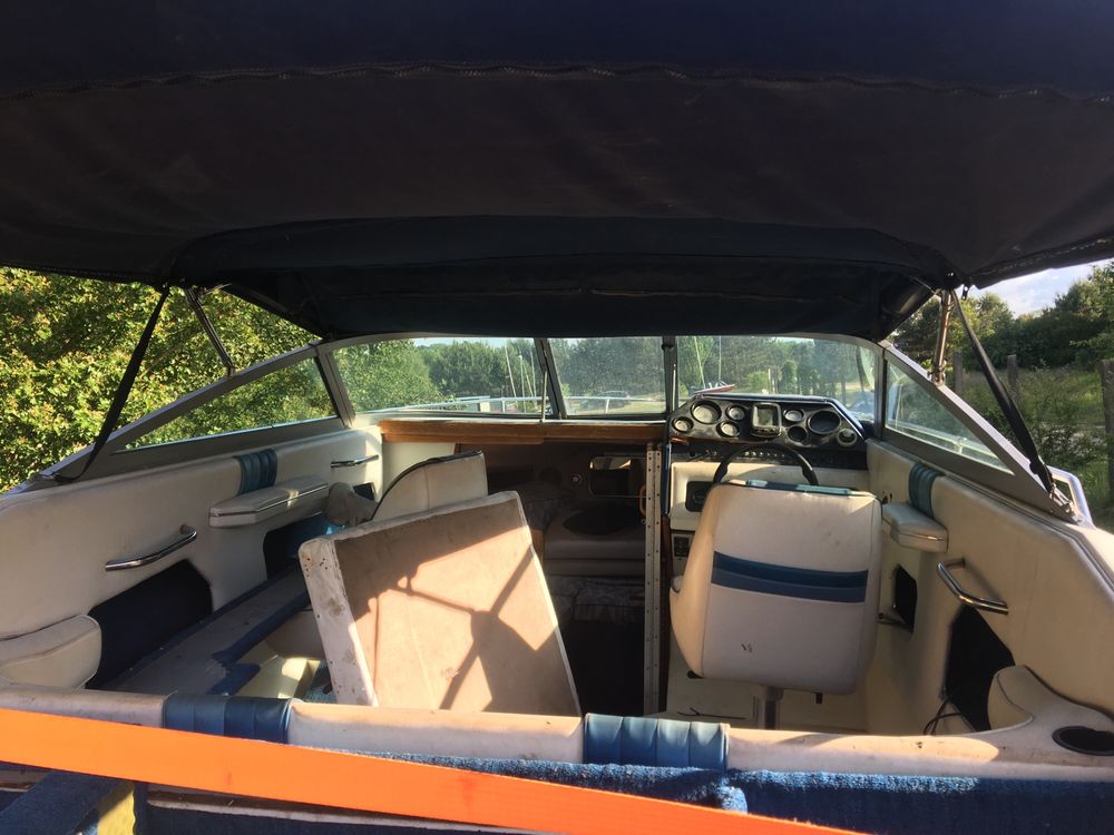 Sea Ray 230 motorowka