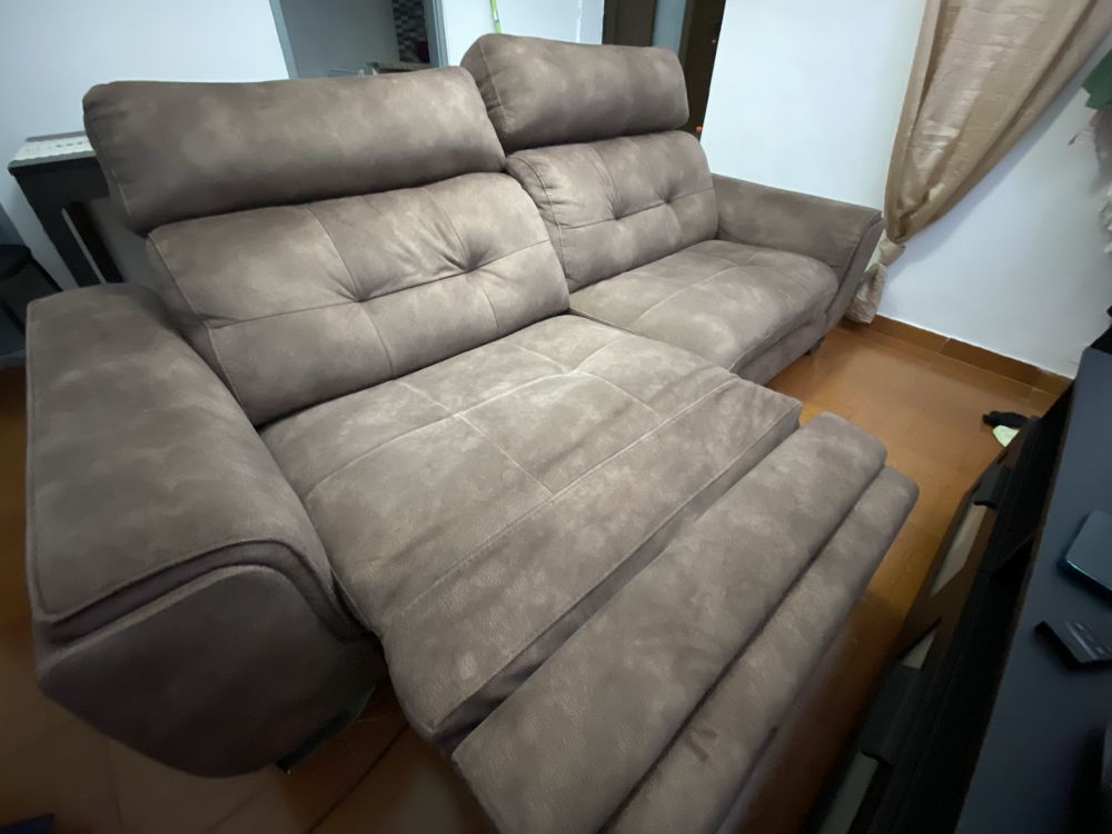 Sofá com reclinação e elevação 230x95