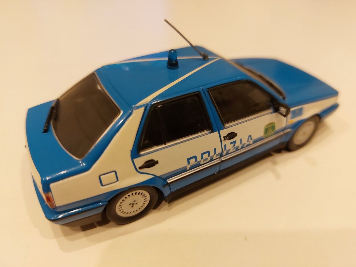 DeAgostini Fiat Croma 1985 Polizia [1/43]