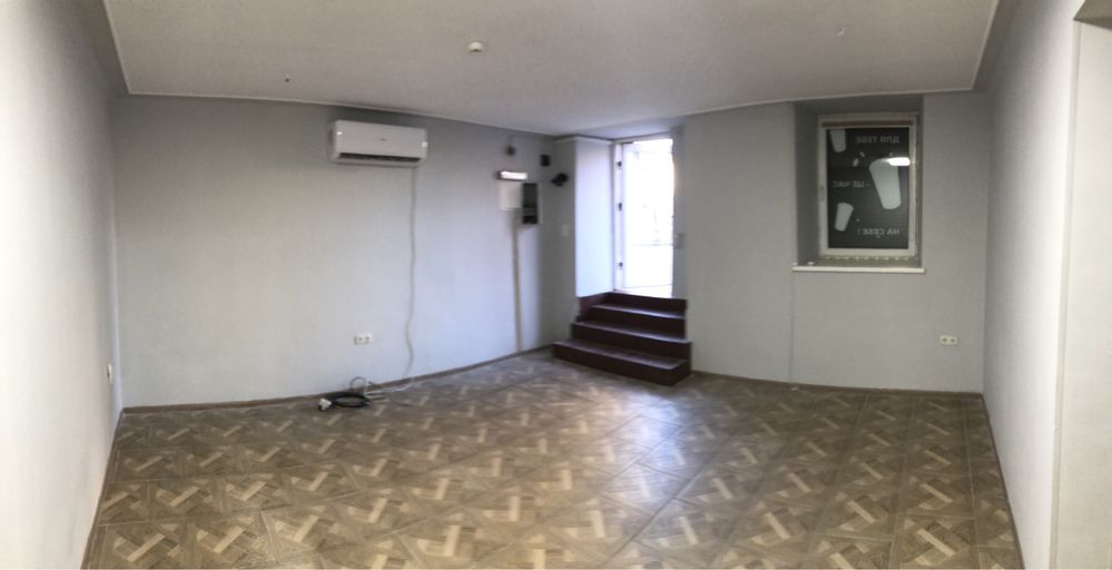 Комерційне приміщення на Кордуби