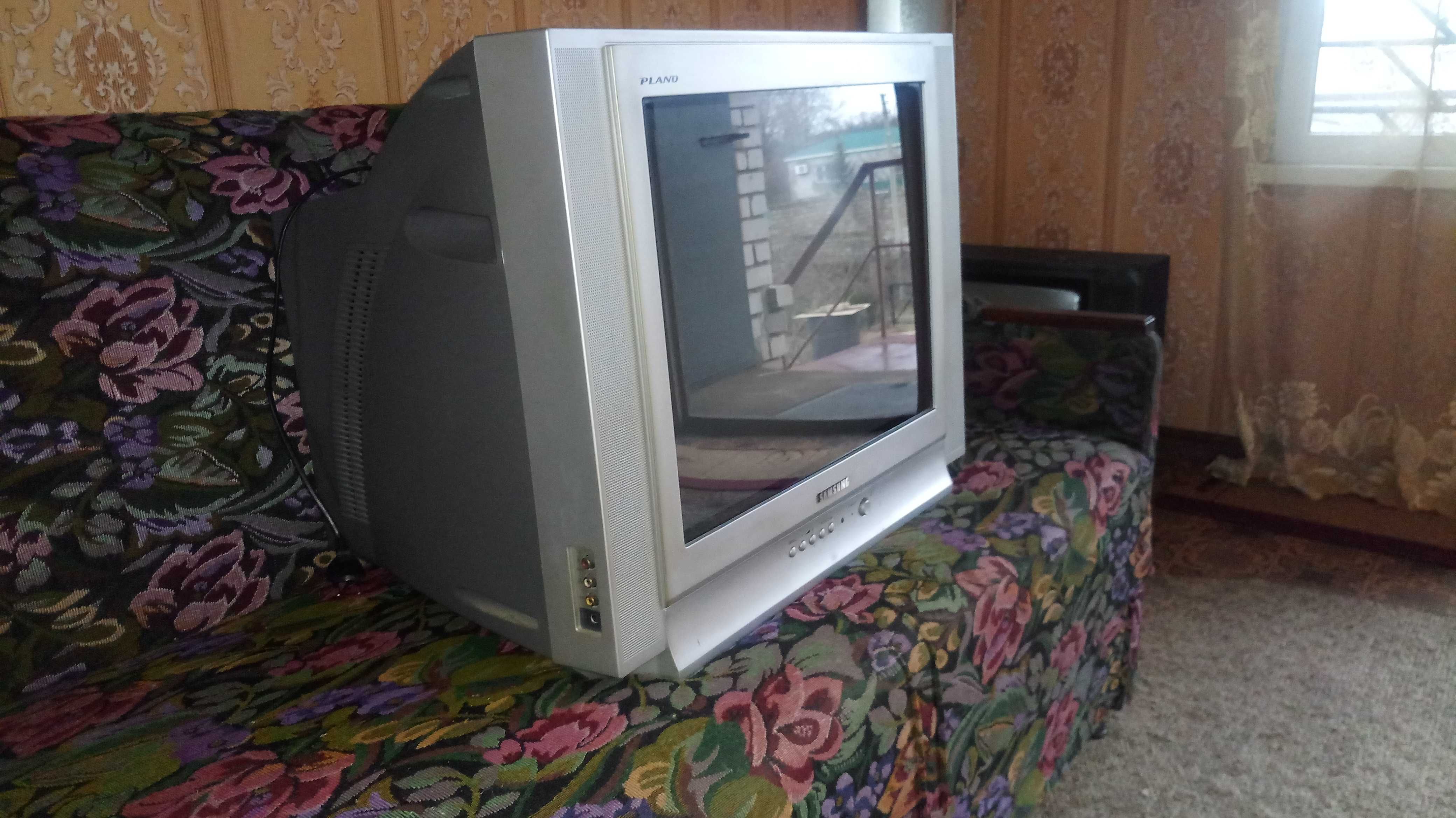 Телевизор "SAMSUNG"CS-21K5Q 21"