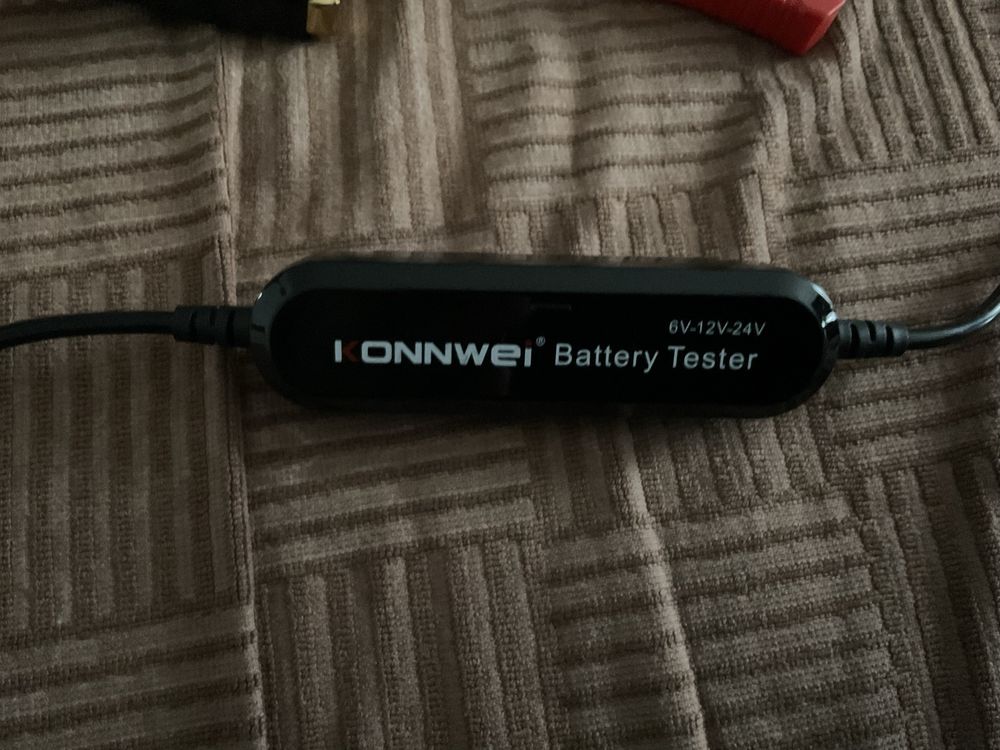 Tester akumulatorow konnwei BK200