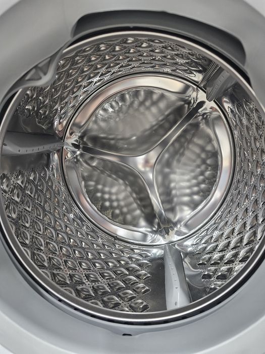 Прально-сушильна машина AEG LWR9W80609 стан Ідеал тепл насос 2024р