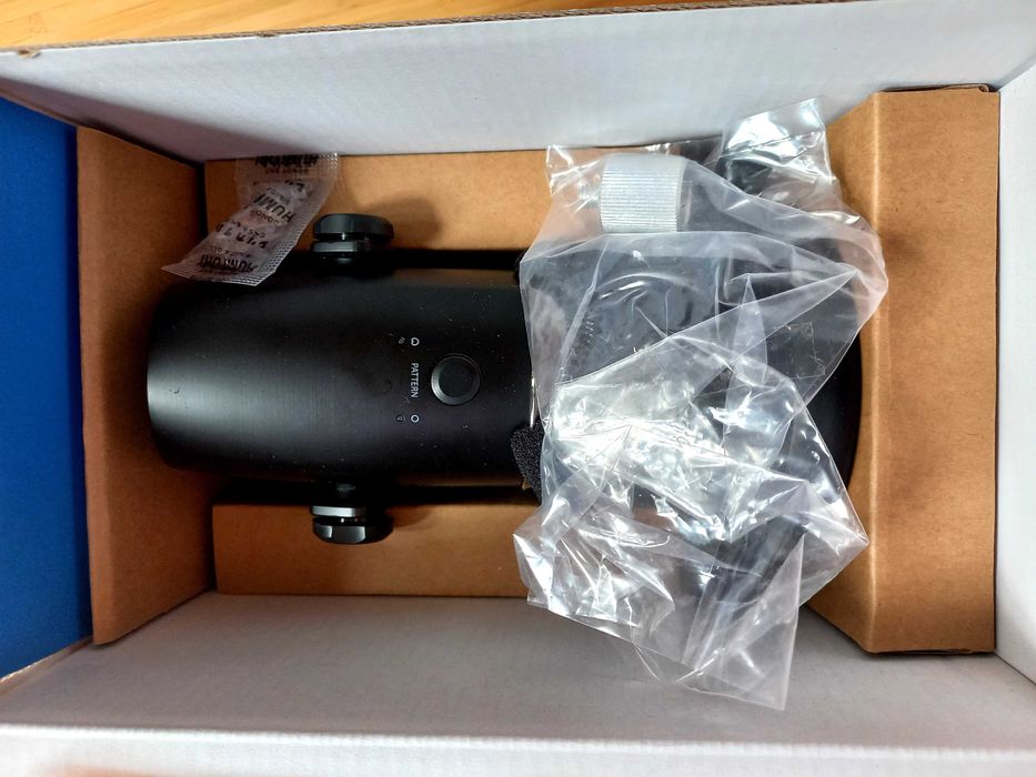 Microfone Yeti Nano Blue Logitech