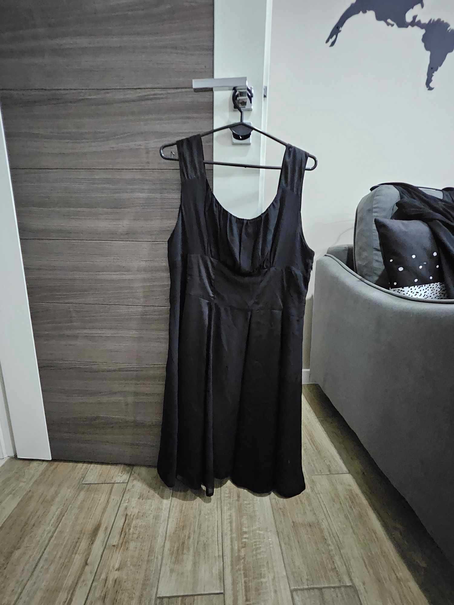 Sukienka marki Jacqueline Riu na studniówkę, wesele r. 44 + gratis
