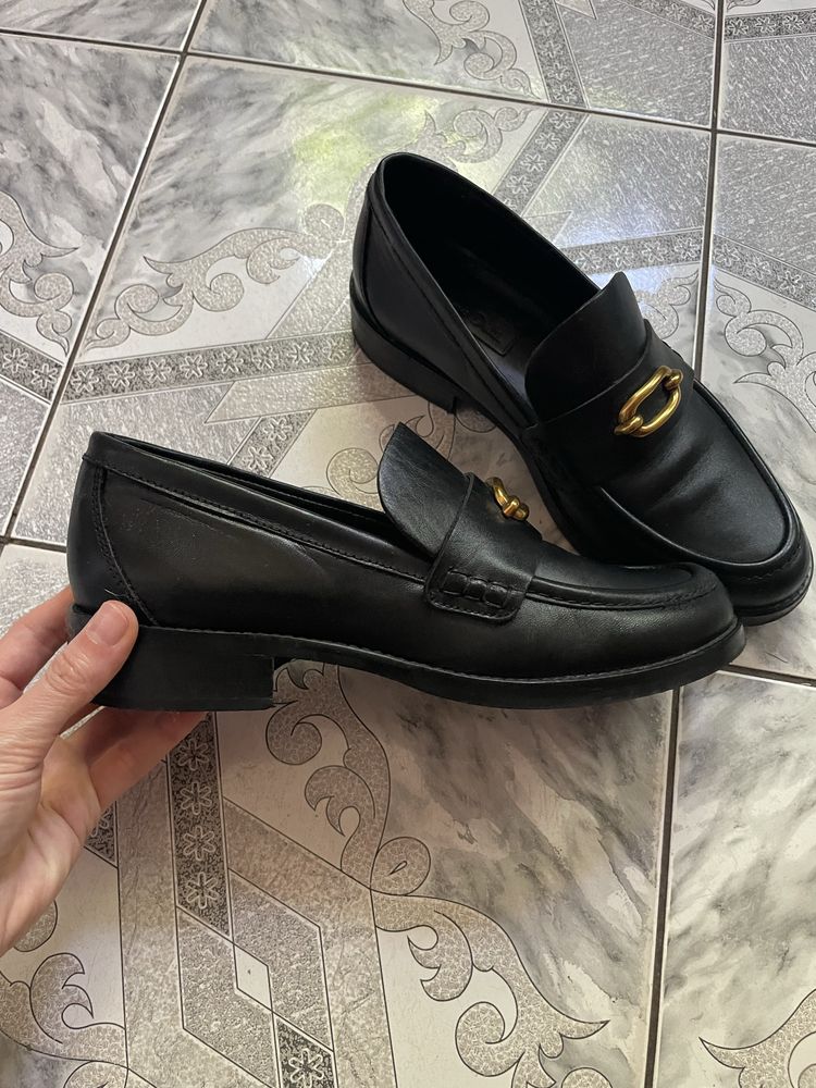 Лофери Massimo Dutti
