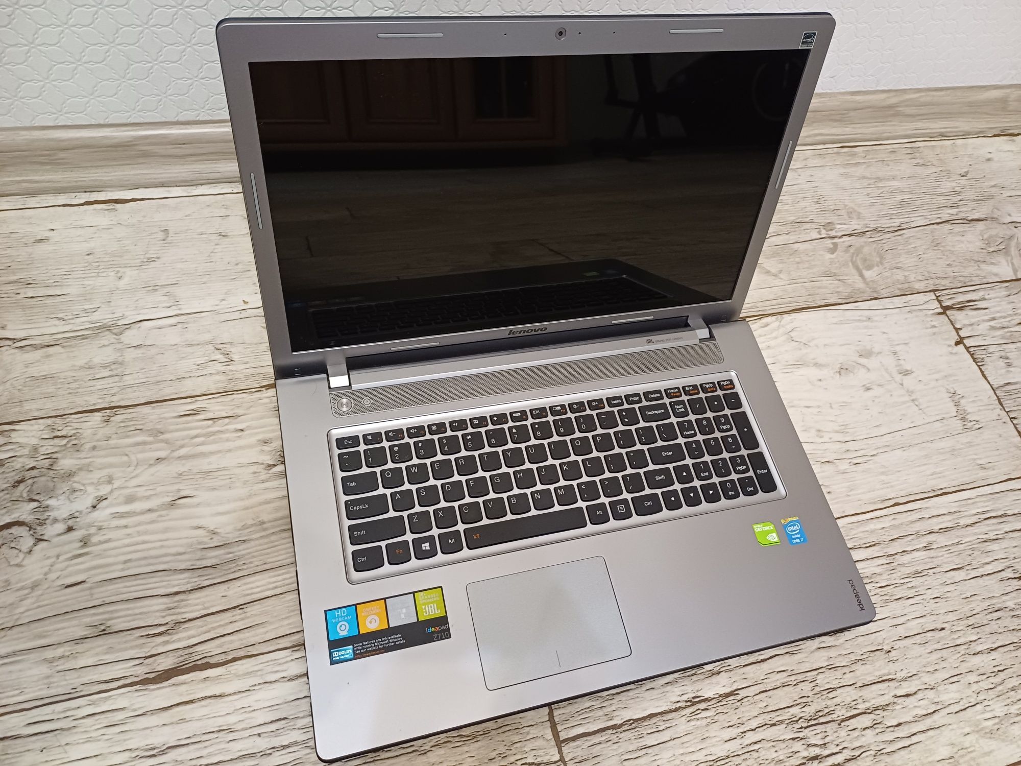 Laptop Lenovo Ideapad Z710