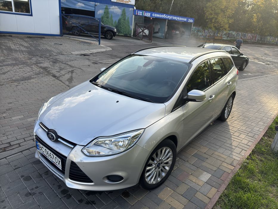 Авто Ford Focus 1.6