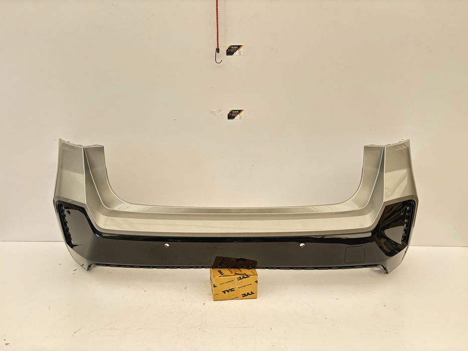 BMW X1 U11 M-PAKIET zderzak tył tylny blenda listwa zderzaka