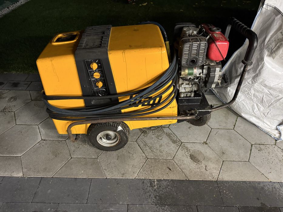 Myjka wysokocisnieniowa WAP 150 bar gorąca woda