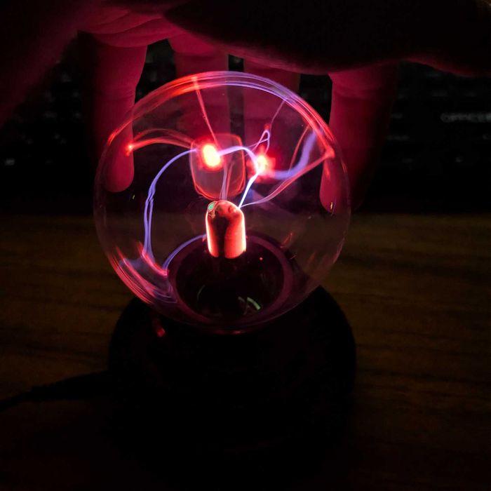 Светильник / ночник шар Тесла с молниями, новый / черный