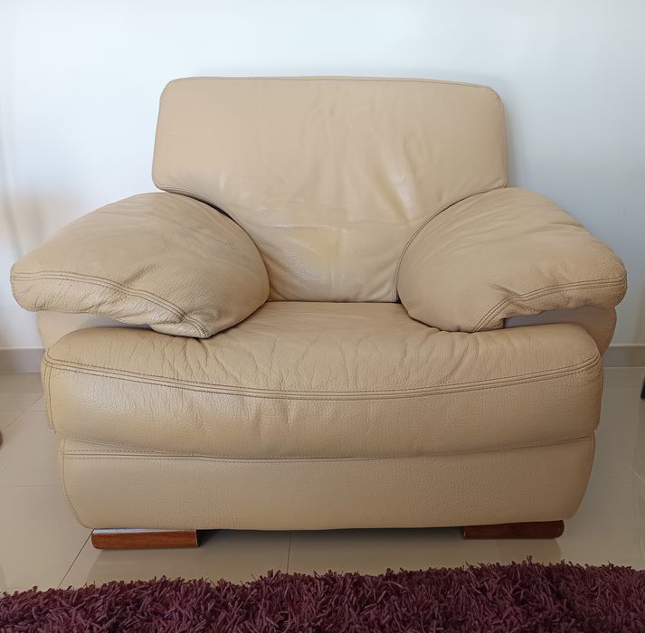 Sofá 3 lugares + 2 maples