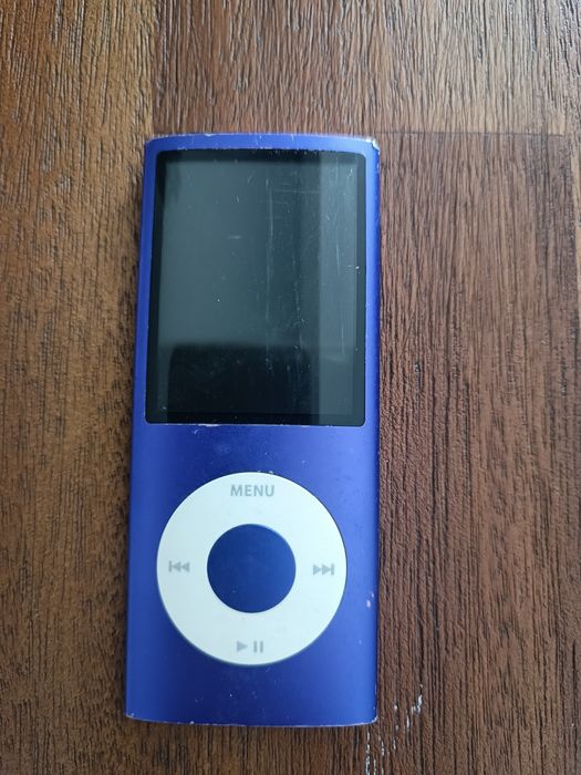 Despertador, radio e dock + ipod nano 8gb
