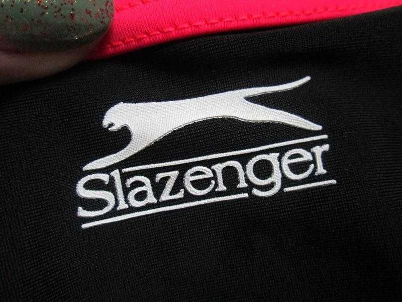 Фирменный спортивный сдельный слиный купальник Slazenger оригинал .