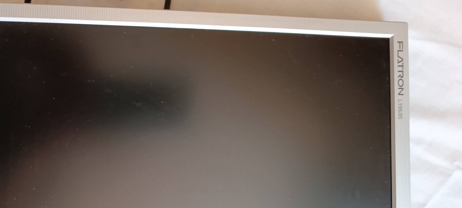 Monitor LCD sprawny