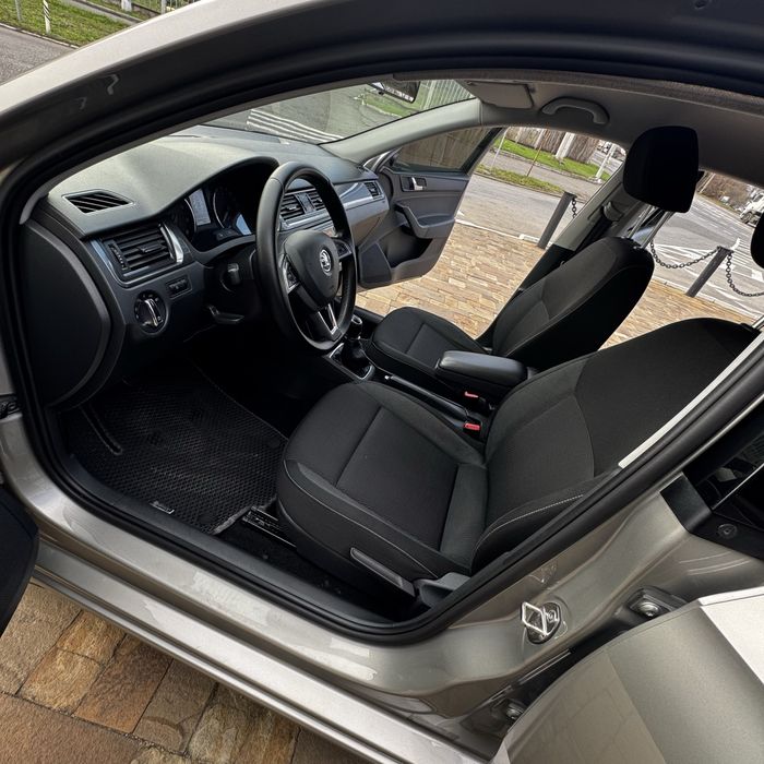 Продам Skoda Rapid