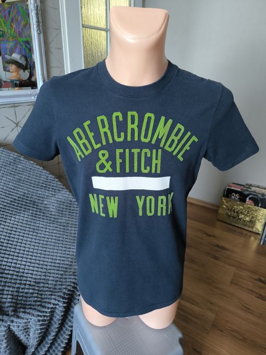 Abercrombie & Fitch t-shirt męski S muscle fit z nadrukiem granatowy