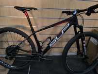 Bicicleta carbono superior