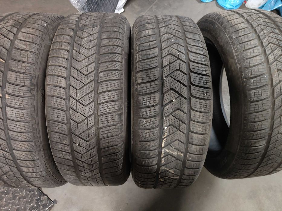 235/55r20 pirelli