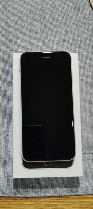 iPhone SE 2022 64GB