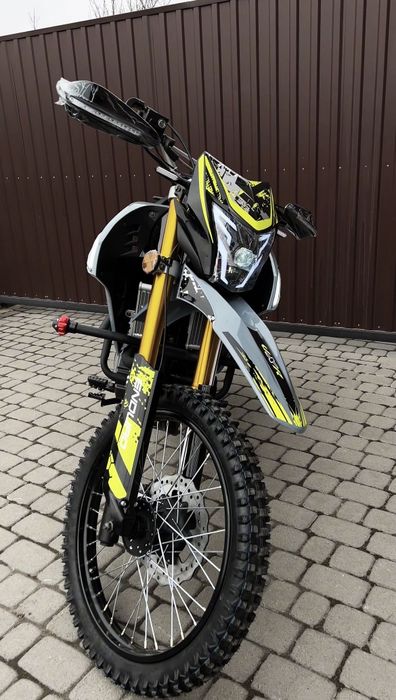 Мотоцикл SHINERAY VXR 300