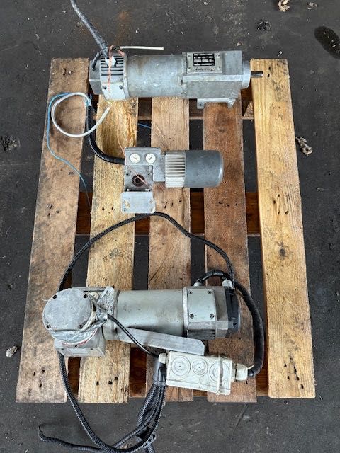 servo silnik firmy minimotor 24 v komplet 3 szt