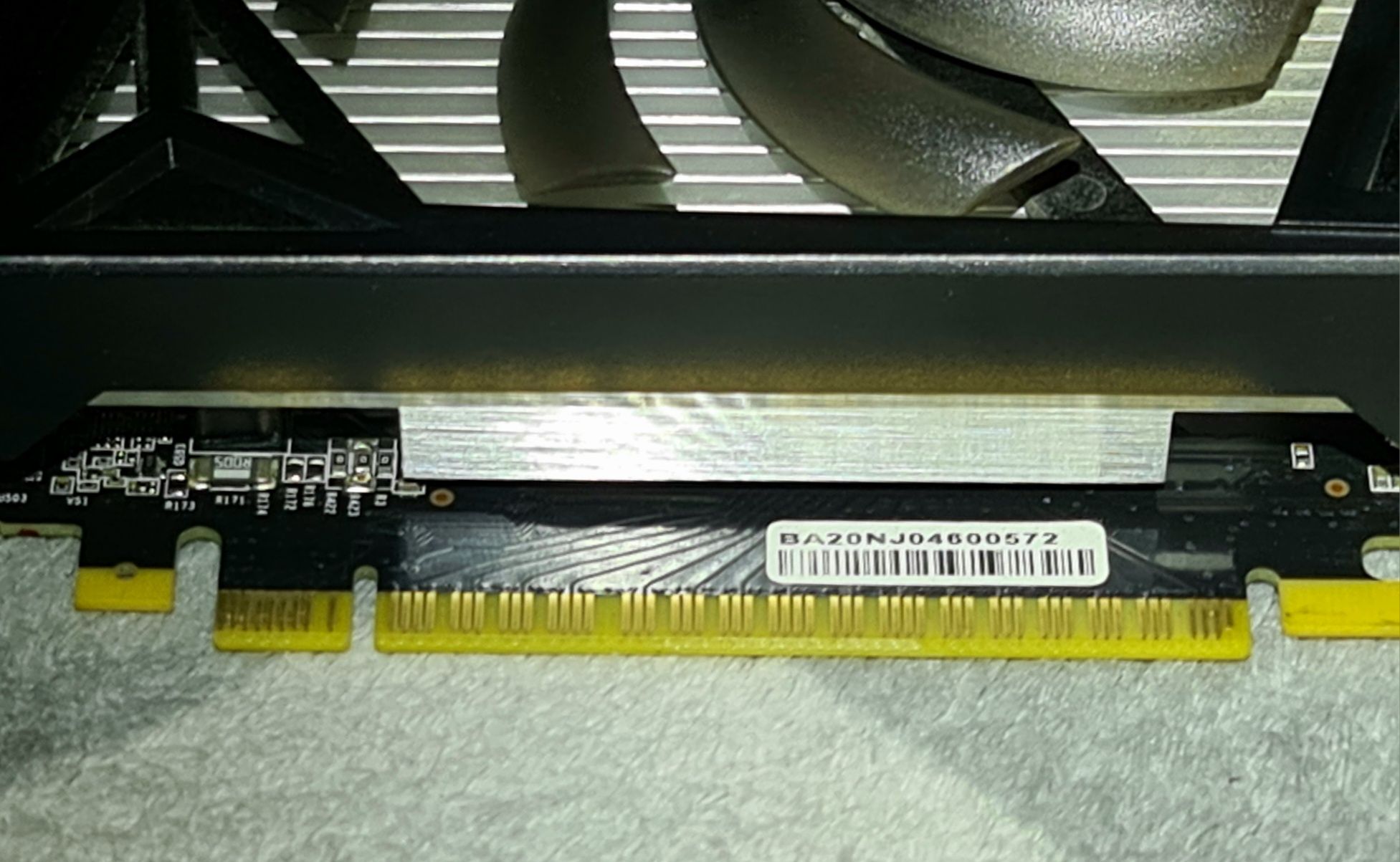 Karta graficzna GeForce GTX z serii 16 Gainward 4 GB DDR5